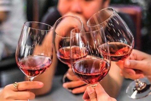 campus Regenboog Raad eens Welk glas te gebruiken voor elke wijn